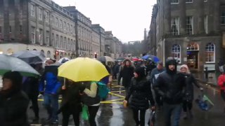 Huge numbers in Edinburgh!Raus auf die Straßen @Demotermine! Übersicht / Overview ...