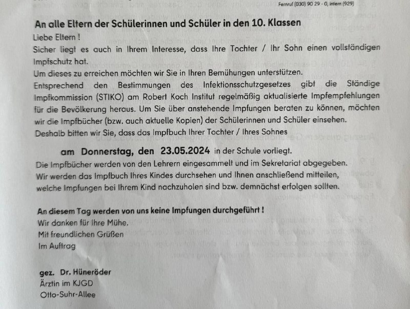 KJGD bittet in Berliner Schule um ImpfbücherBerlinDer Berliner Kinder -und Jugendgesundheitsdienst (...
