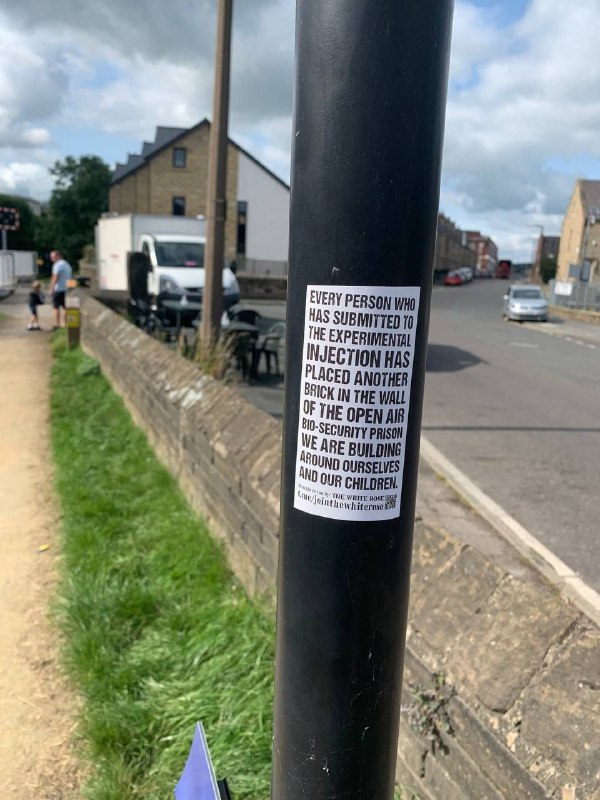 Spotted in Leeds Liverpool canal ShipleyStep 1 - Buy a cheap thermal label printer.Step 2 - Download...