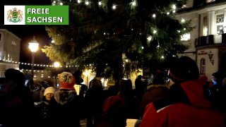 Weihnachtssingen in Schwarzenberg!Die Regierung hat Weihnachtsmärkte verboten - in immer mehr Städte...